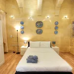 Magestic Palazzo, Jacuzzi On Roof Terrace Goval-3 * バレッタ