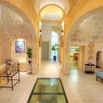 Magestic Palazzo, Jacuzzi On Roof Terrace Goval-3