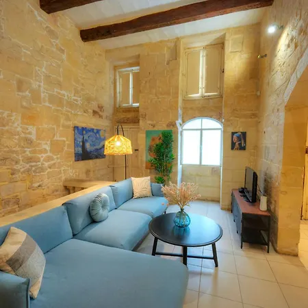 Magestic Palazzo, Jacuzzi On Roof Terrace Goval-3 בית נופש *