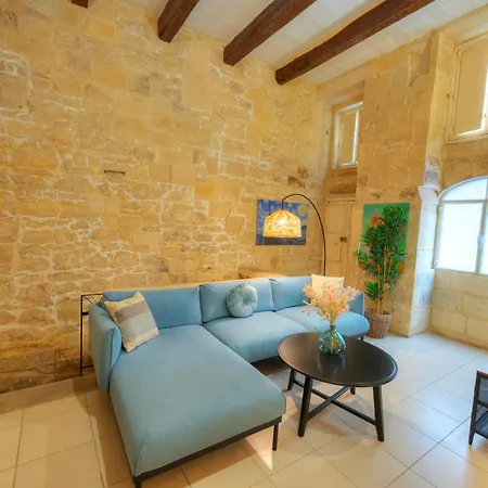 Magestic Palazzo, Jacuzzi On Roof Terrace Goval-3 * Valletta