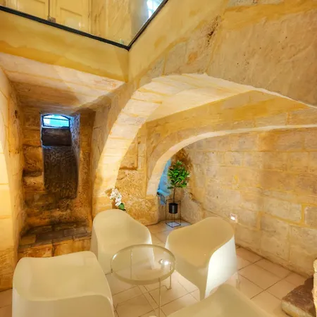 Magestic Palazzo, Jacuzzi On Roof Terrace Goval-3 Holiday home