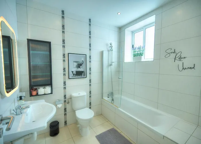 Magestic Palazzo, Jacuzzi On Roof Terrace Goval-3 * Valletta