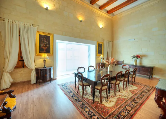 Vakantiehuis Magestic Palazzo, Jacuzzi On Roof Terrace Goval-3