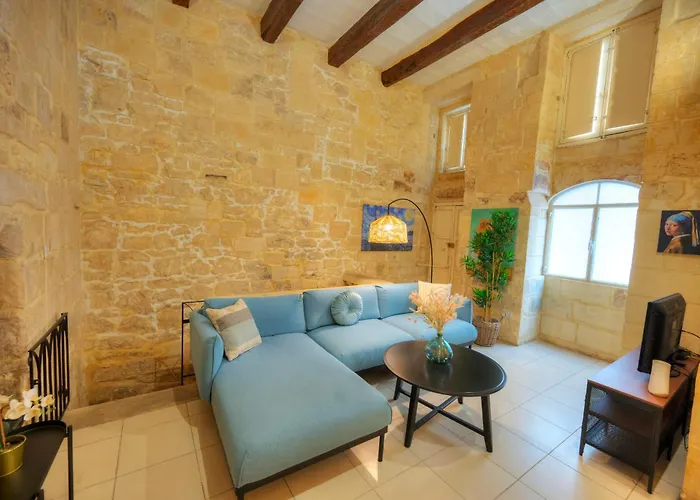 Magestic Palazzo, Jacuzzi On Roof Terrace Goval-3 * Valletta