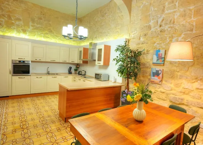 Vakantiehuis Magestic Palazzo, Jacuzzi On Roof Terrace Goval-3 Valletta